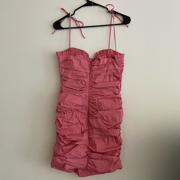 HOST PICK 🎉NWT White Fox Boutique Not Too Far Coral Mini Dress - Picture 4 of 12